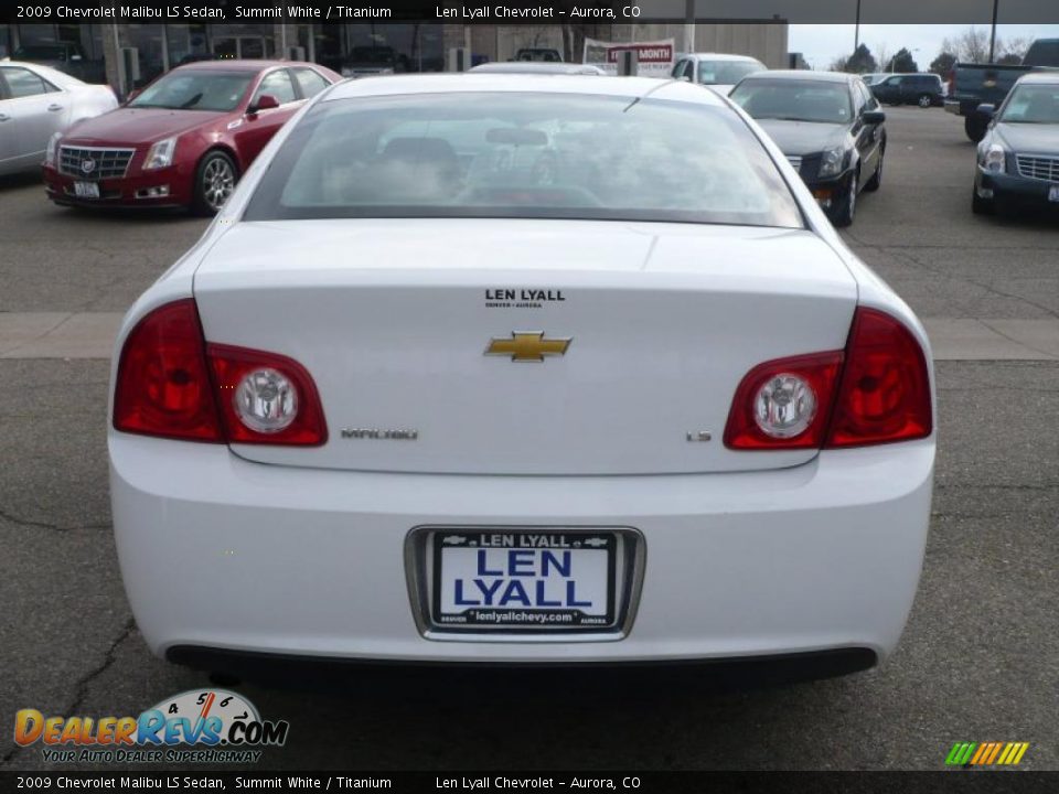 2009 Chevrolet Malibu LS Sedan Summit White / Titanium Photo #5
