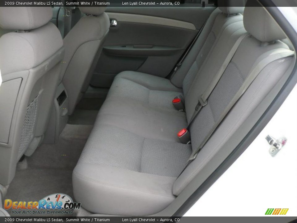 2009 Chevrolet Malibu LS Sedan Summit White / Titanium Photo #10