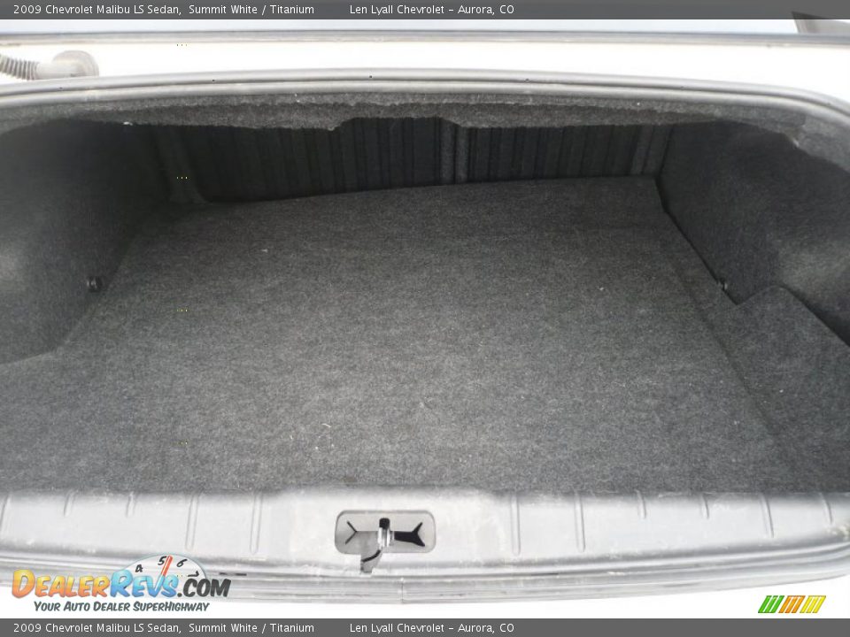 2009 Chevrolet Malibu LS Sedan Summit White / Titanium Photo #11