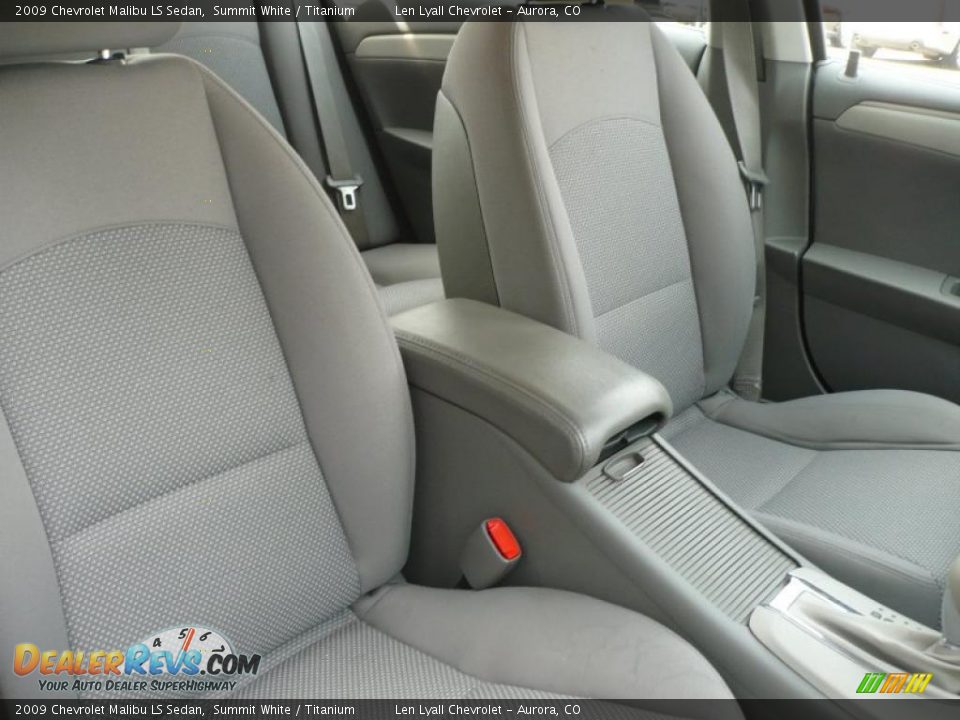 2009 Chevrolet Malibu LS Sedan Summit White / Titanium Photo #14