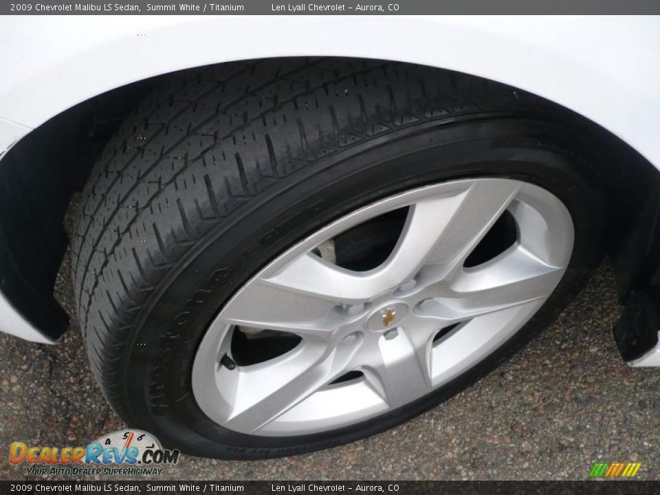 2009 Chevrolet Malibu LS Sedan Summit White / Titanium Photo #19