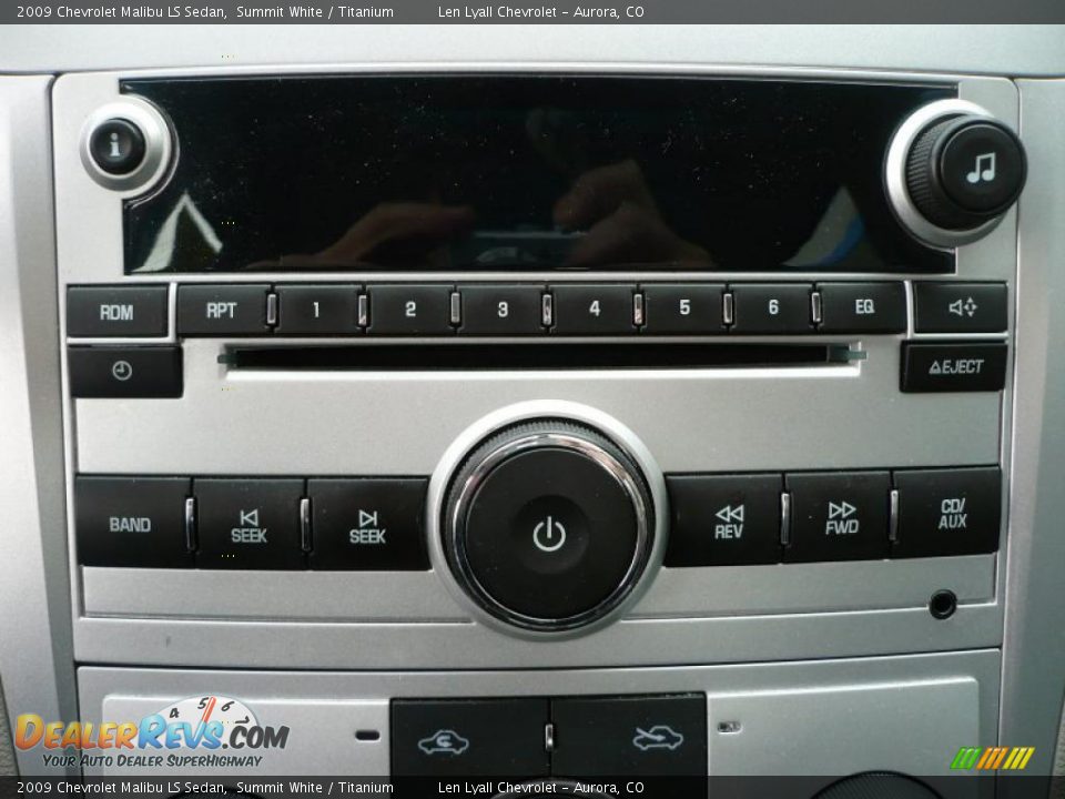2009 Chevrolet Malibu LS Sedan Summit White / Titanium Photo #21