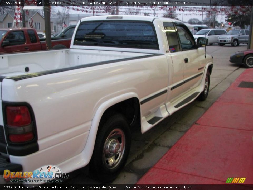 1999 Dodge Ram 2500 Laramie Extended Cab Bright White / Mist Gray Photo #9