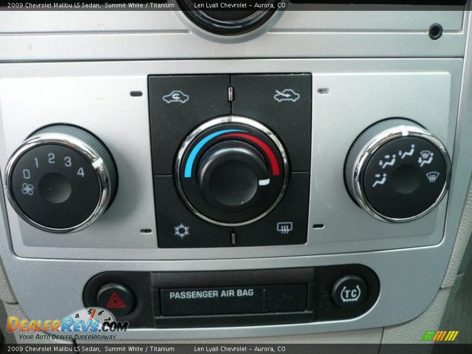 2009 Chevrolet Malibu LS Sedan Summit White / Titanium Photo #22