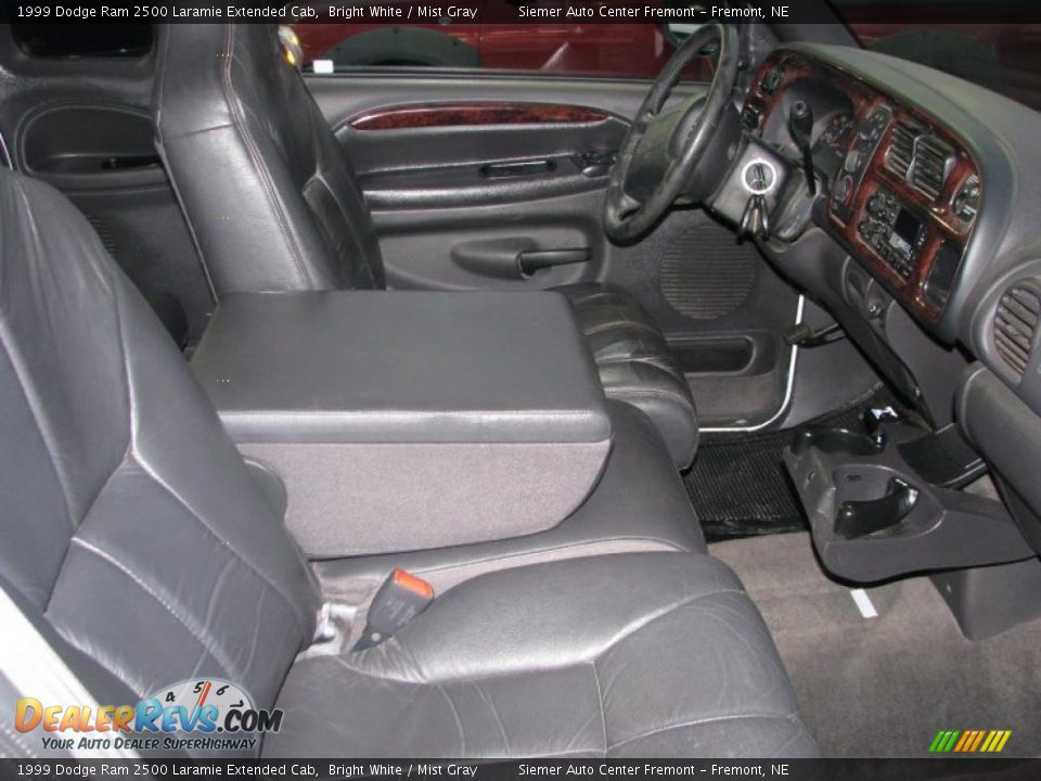 1999 Dodge Ram 2500 Laramie Extended Cab Bright White / Mist Gray Photo #15