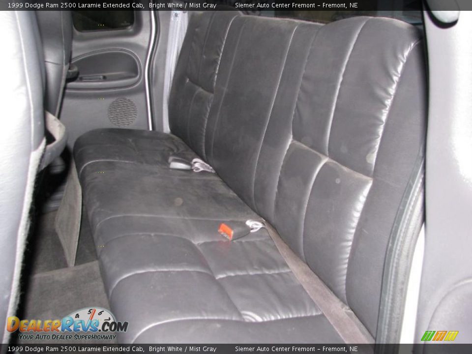 1999 Dodge Ram 2500 Laramie Extended Cab Bright White / Mist Gray Photo #22