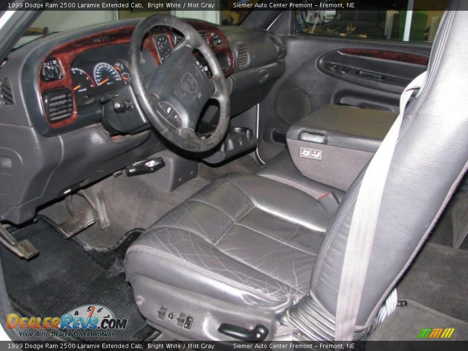 1999 Dodge Ram 2500 Laramie Extended Cab Bright White / Mist Gray Photo #23