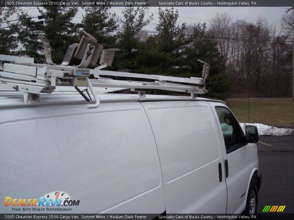 2005 Chevrolet Express 2500 Cargo Van Summit White / Medium Dark Pewter Photo #13