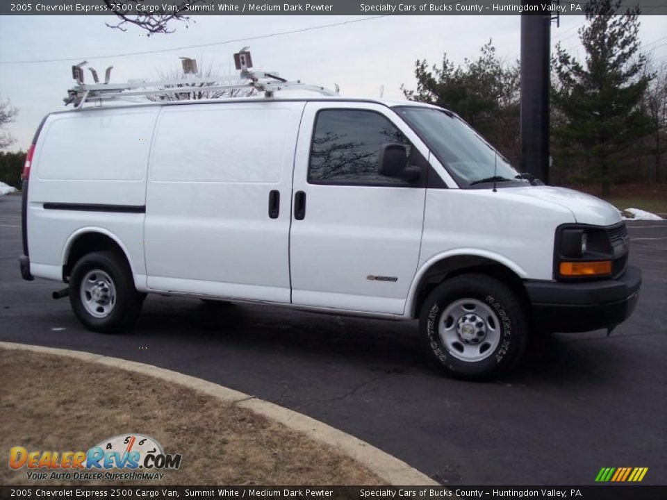 2005 Chevrolet Express 2500 Cargo Van Summit White / Medium Dark Pewter Photo #16