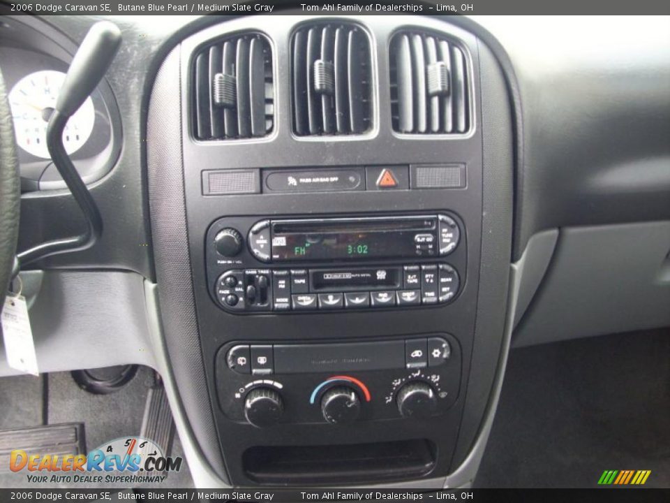 2006 Dodge Caravan SE Butane Blue Pearl / Medium Slate Gray Photo #9