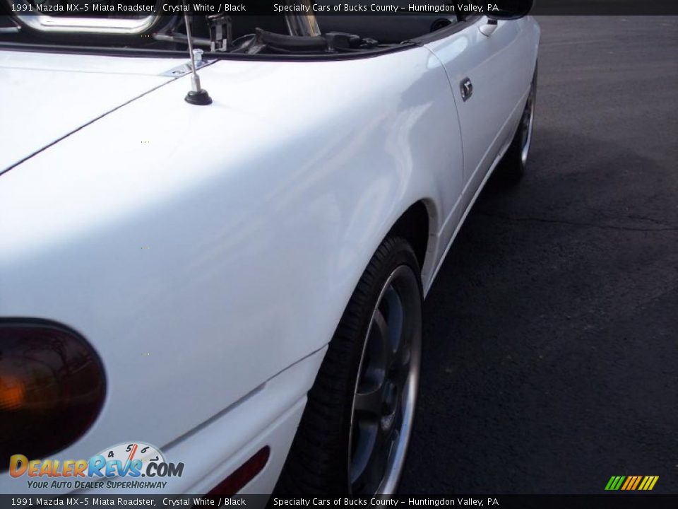 1991 Mazda MX-5 Miata Roadster Crystal White / Black Photo #28
