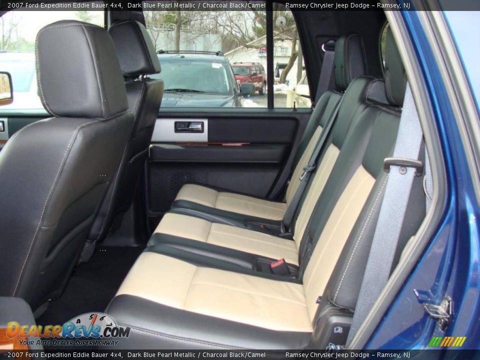 2007 Ford Expedition Eddie Bauer 4x4 Dark Blue Pearl Metallic / Charcoal Black/Camel Photo #9