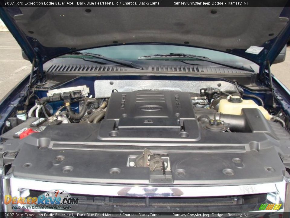 2007 Ford Expedition Eddie Bauer 4x4 Dark Blue Pearl Metallic / Charcoal Black/Camel Photo #16