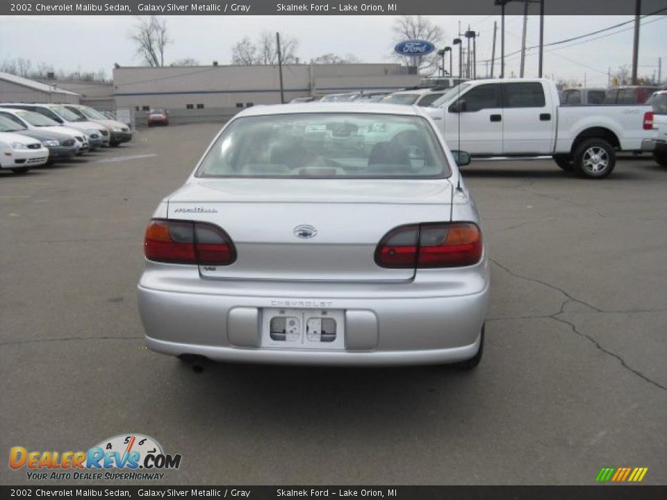 2002 Chevrolet Malibu Sedan Galaxy Silver Metallic / Gray Photo #4