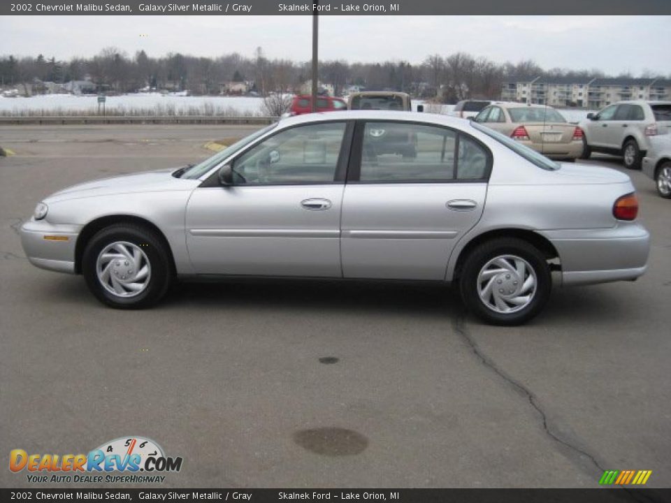 2002 Chevrolet Malibu Sedan Galaxy Silver Metallic / Gray Photo #7