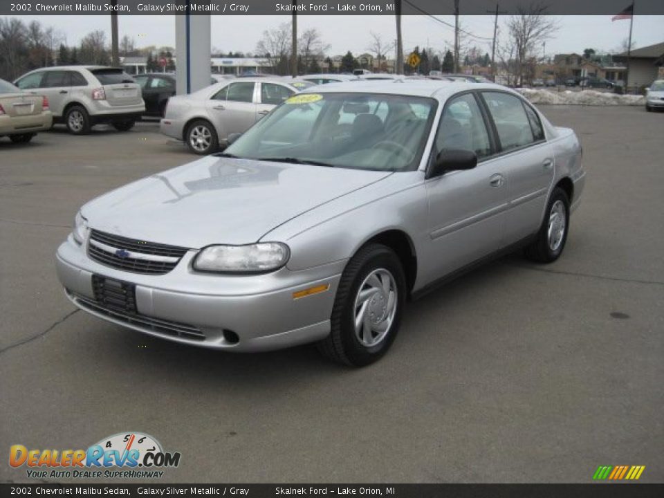2002 Chevrolet Malibu Sedan Galaxy Silver Metallic / Gray Photo #9