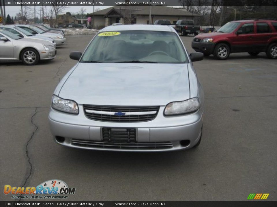 2002 Chevrolet Malibu Sedan Galaxy Silver Metallic / Gray Photo #10
