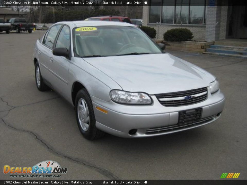 2002 Chevrolet Malibu Sedan Galaxy Silver Metallic / Gray Photo #11