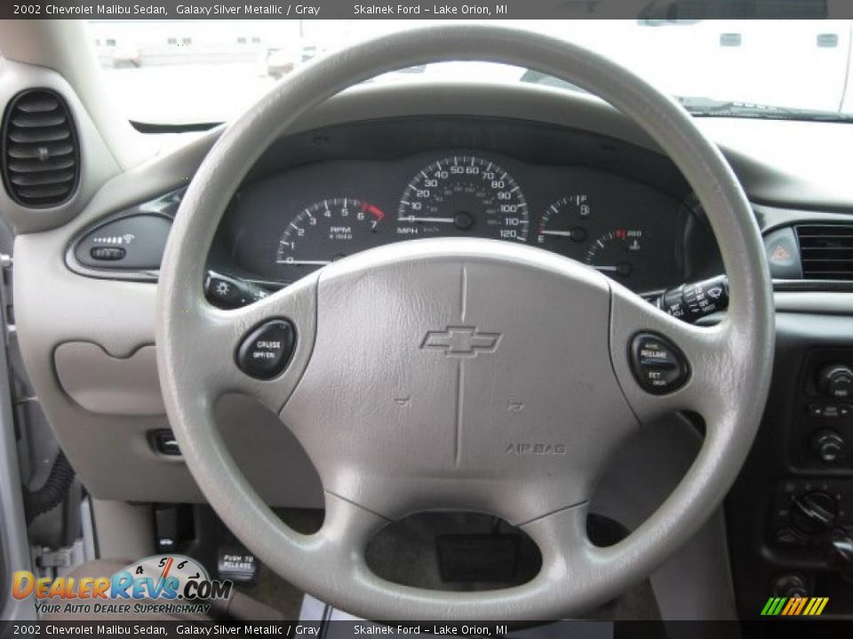 2002 Chevrolet Malibu Sedan Galaxy Silver Metallic / Gray Photo #27