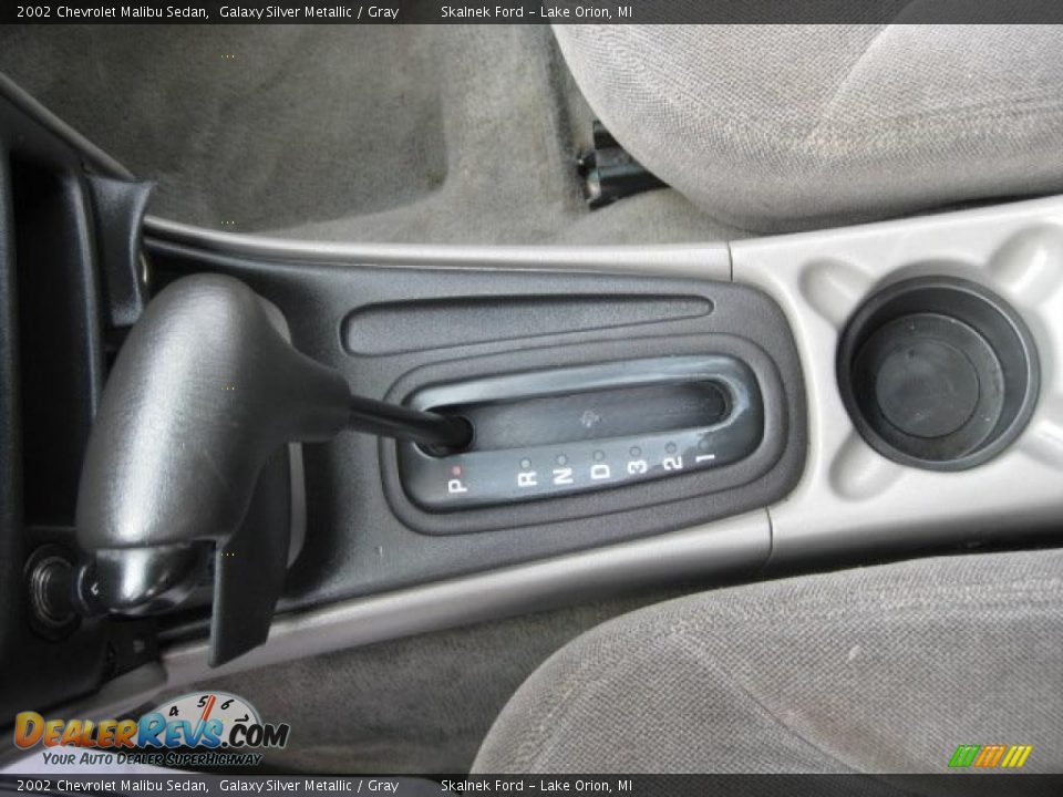 2002 Chevrolet Malibu Sedan Galaxy Silver Metallic / Gray Photo #30