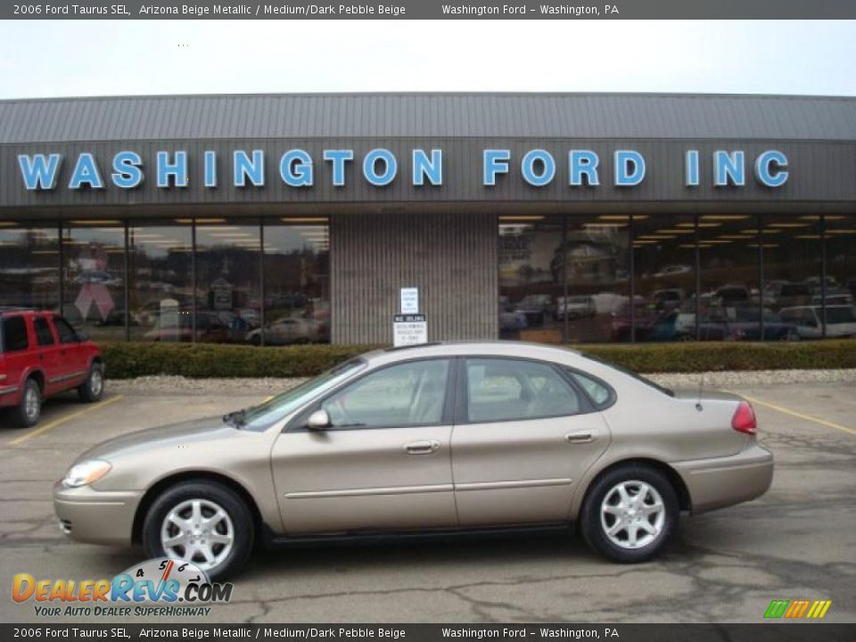 2006 Ford Taurus SEL Arizona Beige Metallic / Medium/Dark Pebble Beige Photo #1