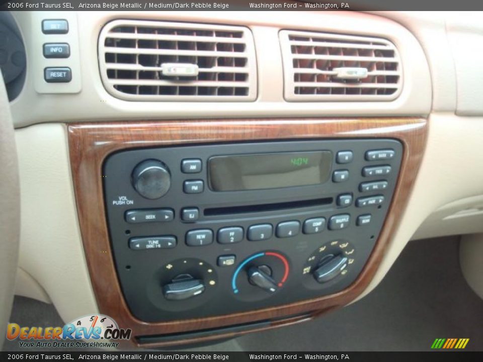 2006 Ford Taurus SEL Arizona Beige Metallic / Medium/Dark Pebble Beige Photo #9