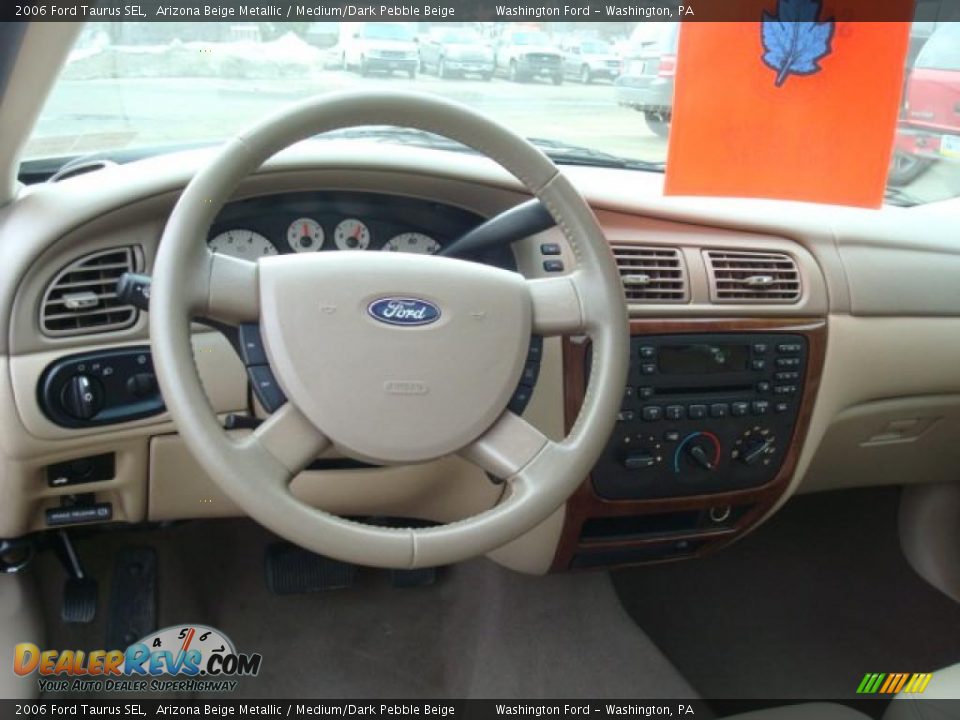 2006 Ford Taurus SEL Arizona Beige Metallic / Medium/Dark Pebble Beige Photo #13