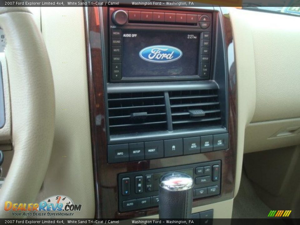 2007 Ford Explorer Limited 4x4 White Sand Tri-Coat / Camel Photo #9