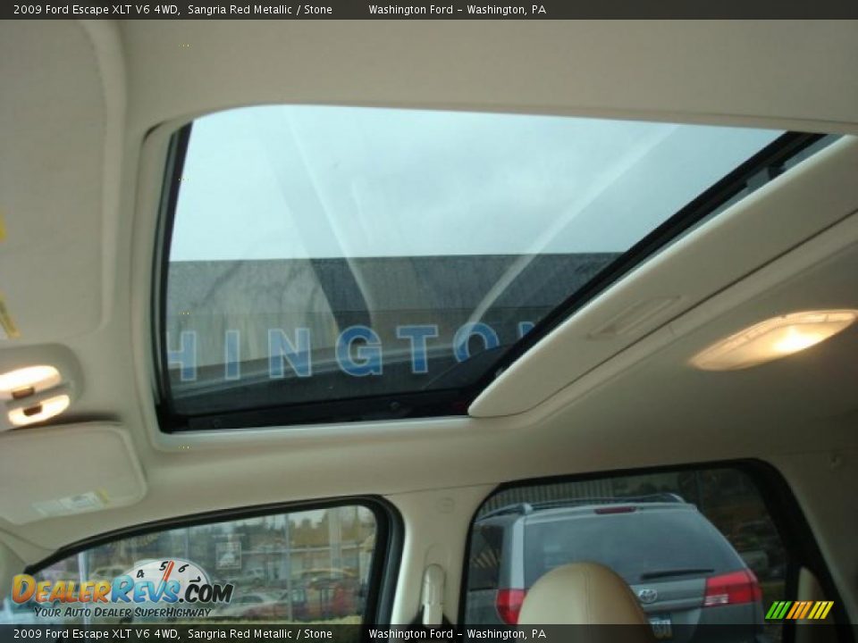 2009 Ford Escape XLT V6 4WD Sangria Red Metallic / Stone Photo #8
