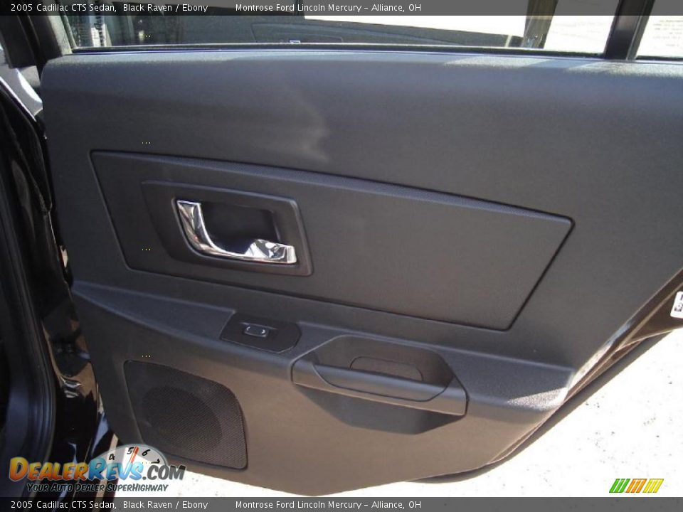 2005 Cadillac CTS Sedan Black Raven / Ebony Photo #17