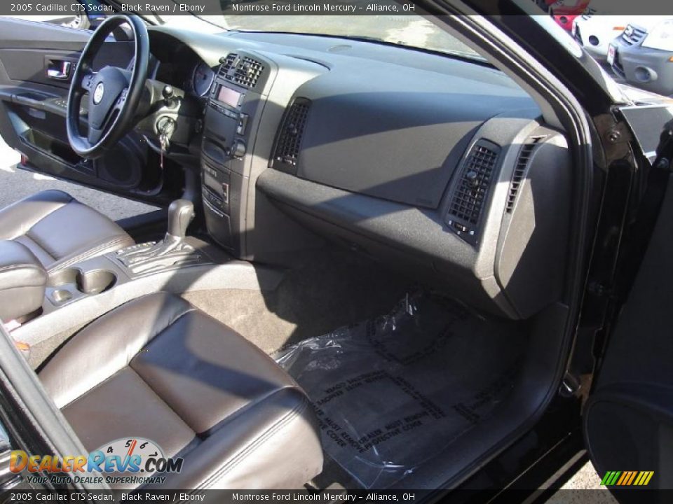 2005 Cadillac CTS Sedan Black Raven / Ebony Photo #19