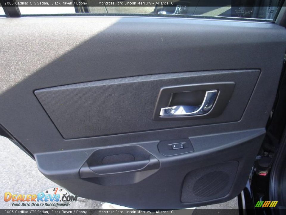 2005 Cadillac CTS Sedan Black Raven / Ebony Photo #20