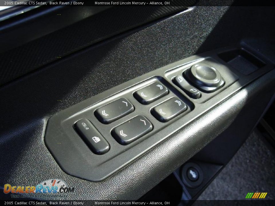 2005 Cadillac CTS Sedan Black Raven / Ebony Photo #22