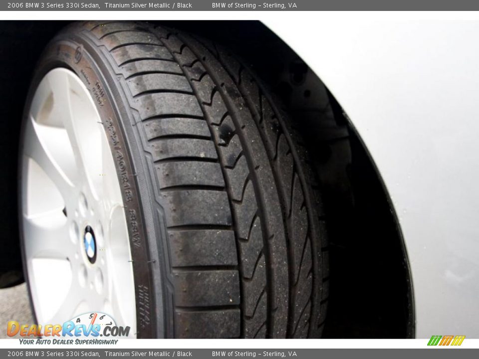 2006 BMW 3 Series 330i Sedan Titanium Silver Metallic / Black Photo #16