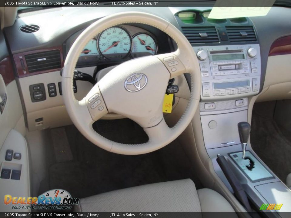 2005 Toyota Solara SLE V6 Convertible Black / Ivory Photo #12