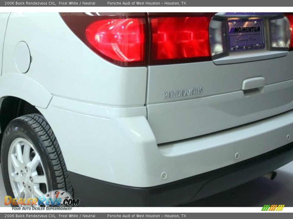 2006 Buick Rendezvous CXL Frost White / Neutral Photo #15