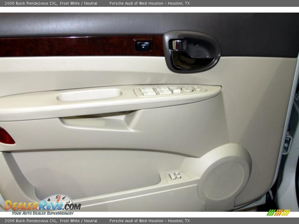 2006 Buick Rendezvous CXL Frost White / Neutral Photo #19