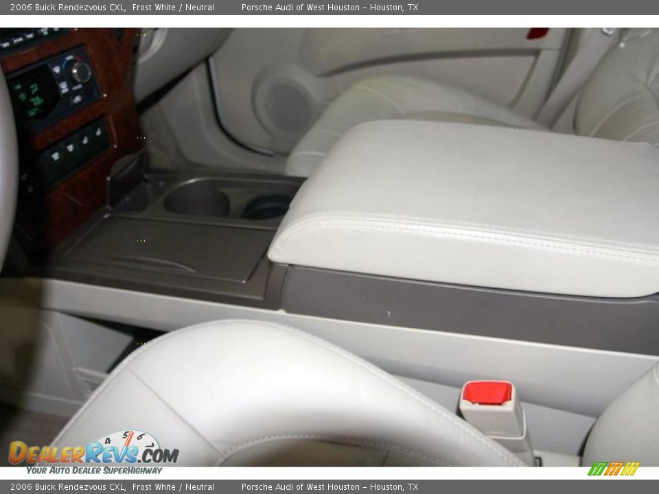2006 Buick Rendezvous CXL Frost White / Neutral Photo #29