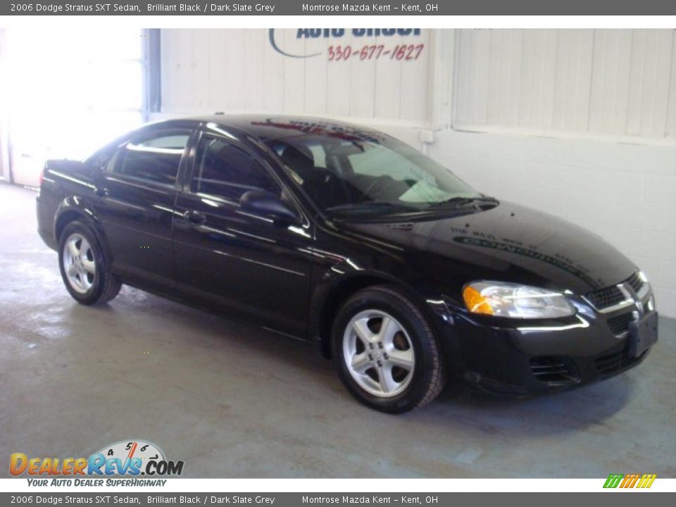 2006 Dodge Stratus SXT Sedan Brilliant Black / Dark Slate Grey Photo #4