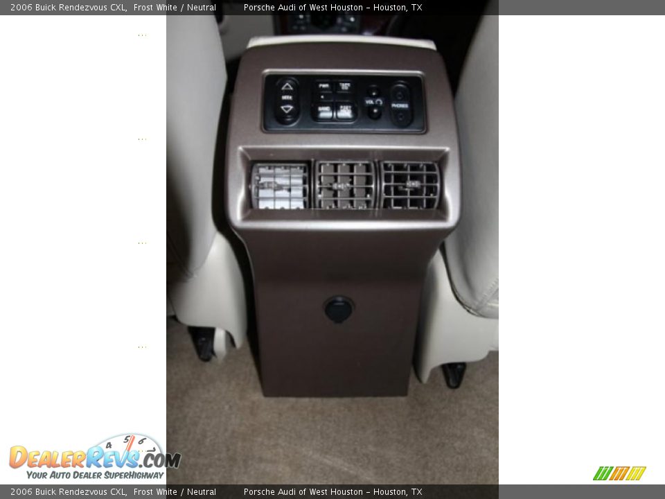2006 Buick Rendezvous CXL Frost White / Neutral Photo #36