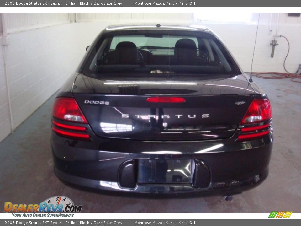 2006 Dodge Stratus SXT Sedan Brilliant Black / Dark Slate Grey Photo #8