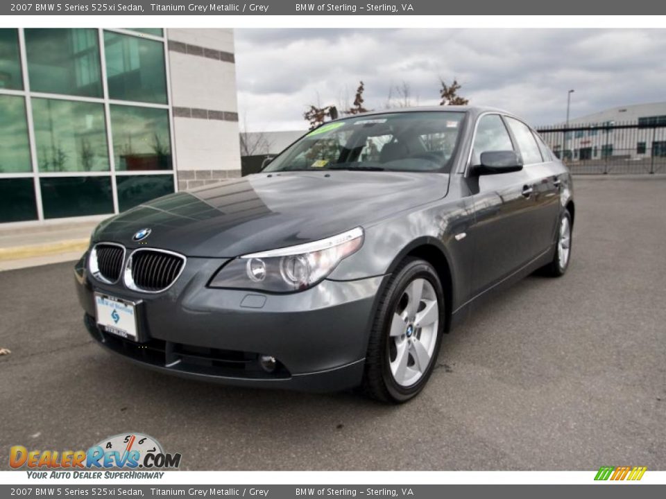 2007 BMW 5 Series 525xi Sedan Titanium Grey Metallic / Grey Photo #2