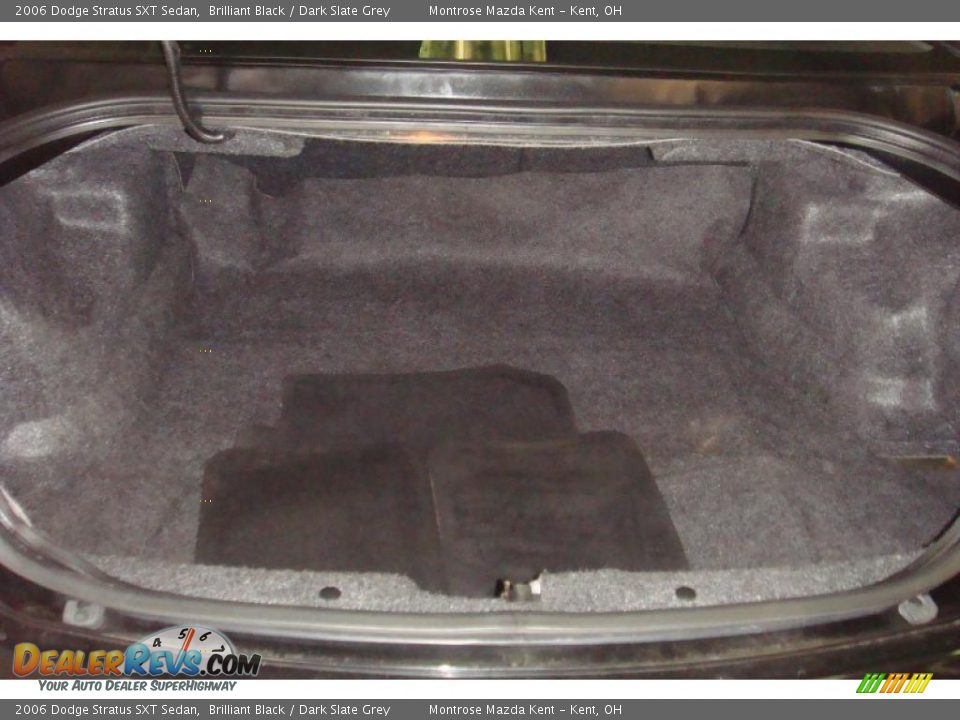 2006 Dodge Stratus SXT Sedan Brilliant Black / Dark Slate Grey Photo #19