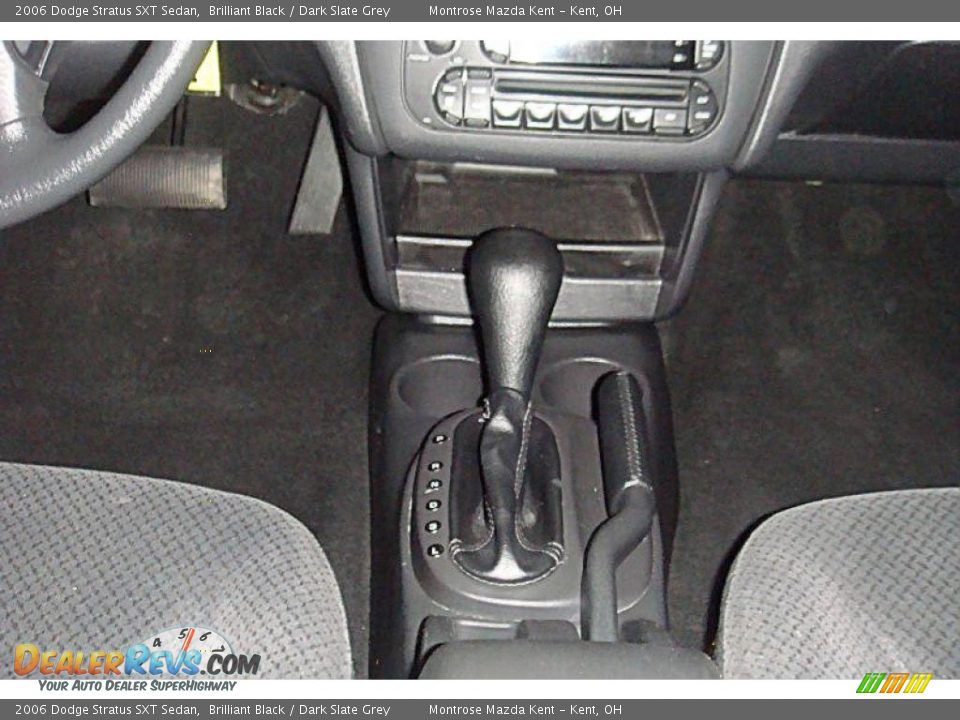 2006 Dodge Stratus SXT Sedan Brilliant Black / Dark Slate Grey Photo #21