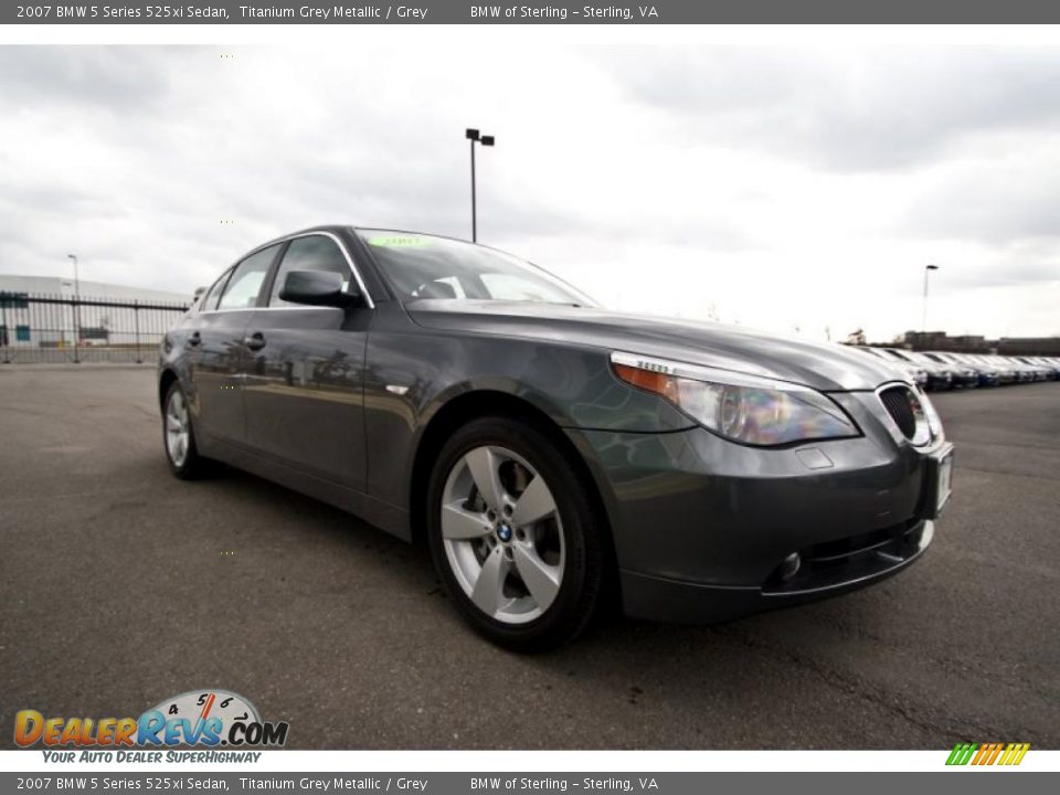 2007 BMW 5 Series 525xi Sedan Titanium Grey Metallic / Grey Photo #8