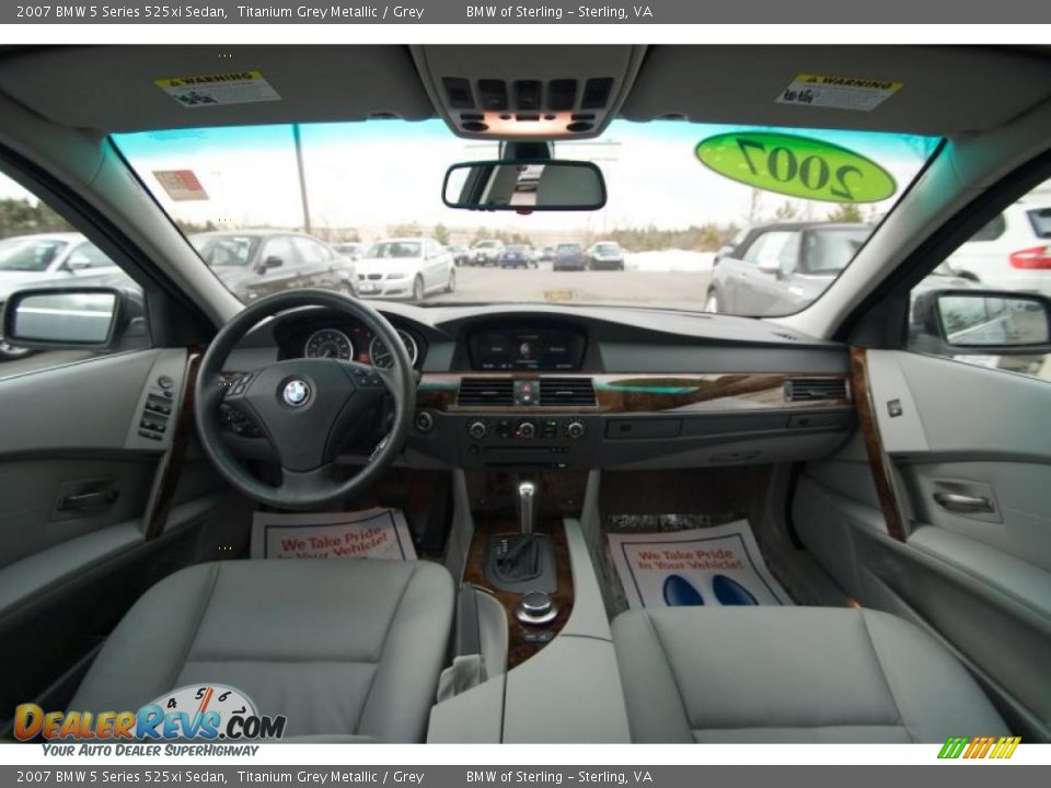 2007 BMW 5 Series 525xi Sedan Titanium Grey Metallic / Grey Photo #11