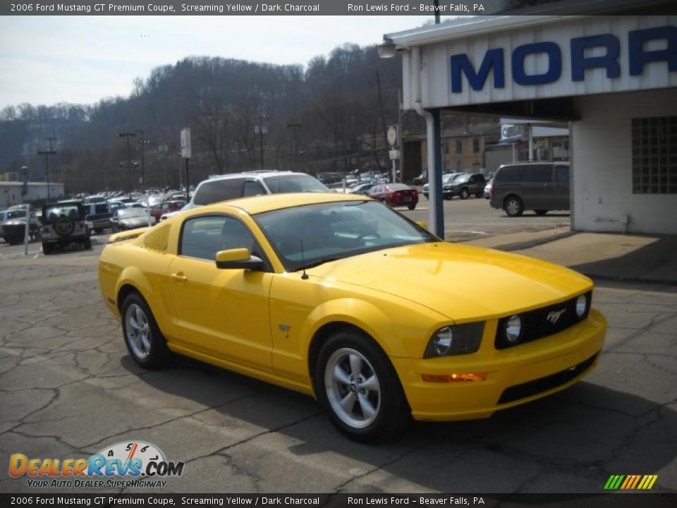 2006 Ford Mustang GT Premium Coupe Screaming Yellow / Dark Charcoal Photo #16