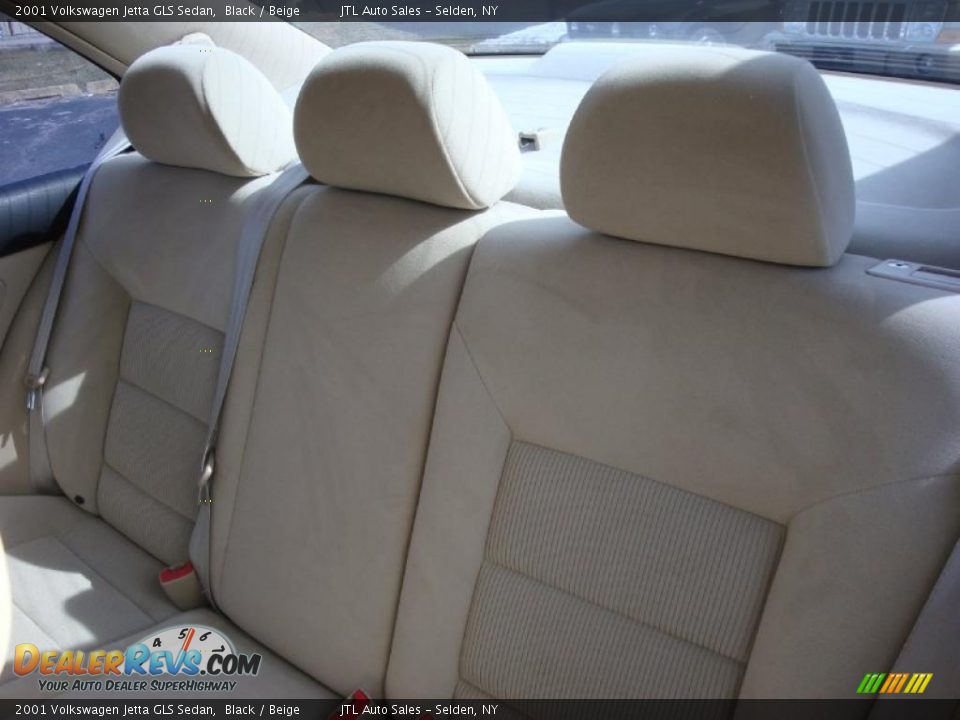 2001 Volkswagen Jetta GLS Sedan Black / Beige Photo #15