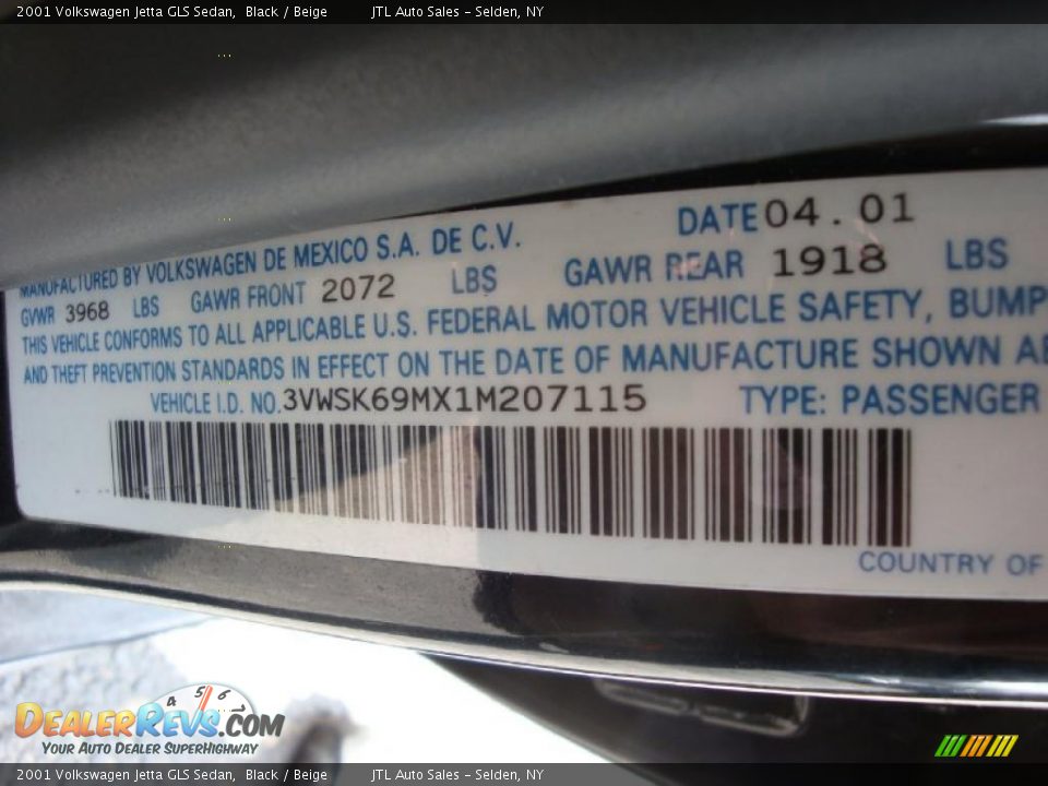 2001 Volkswagen Jetta GLS Sedan Black / Beige Photo #16