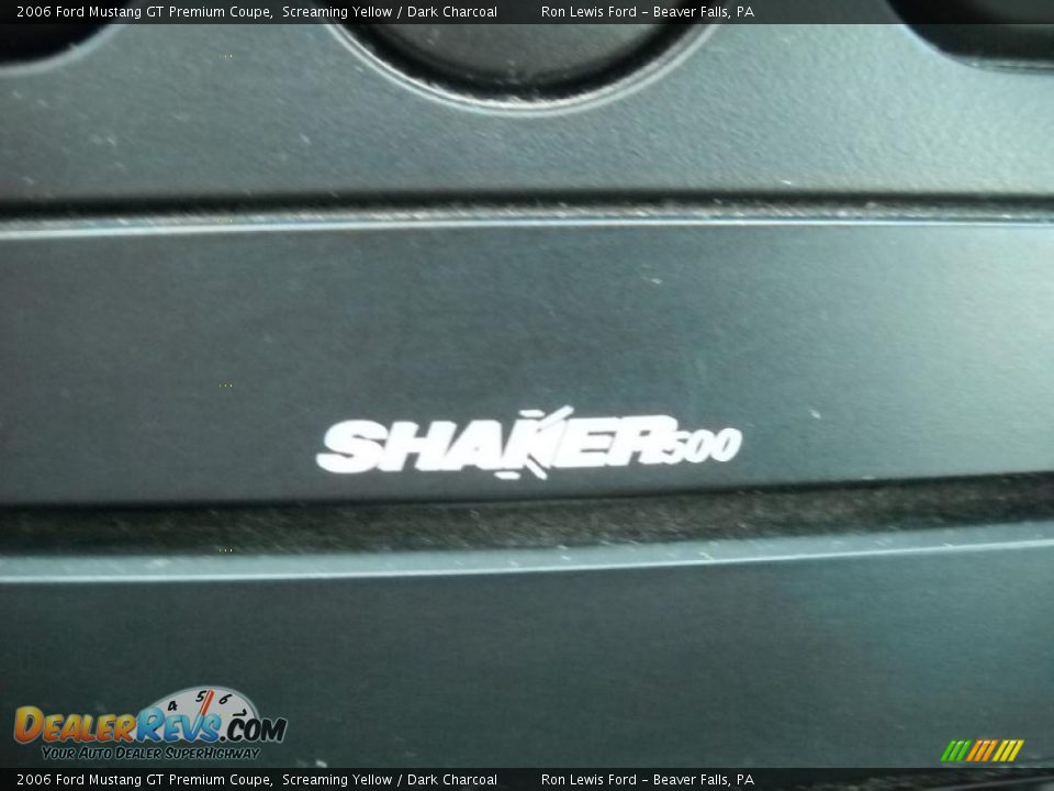2006 Ford Mustang GT Premium Coupe Screaming Yellow / Dark Charcoal Photo #22